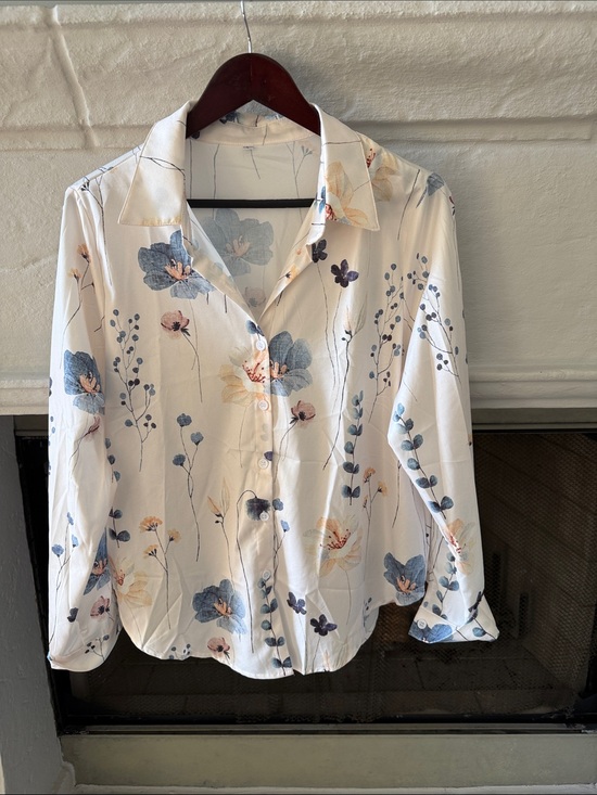 Tops - Women's Floral Button-Up Blouse - White with Blue Floral Print